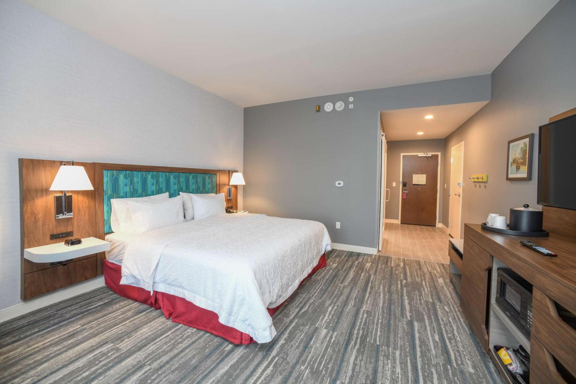 Hampton Inn & Suites Cincinnati Liberty Township West Chester Bagian luar foto