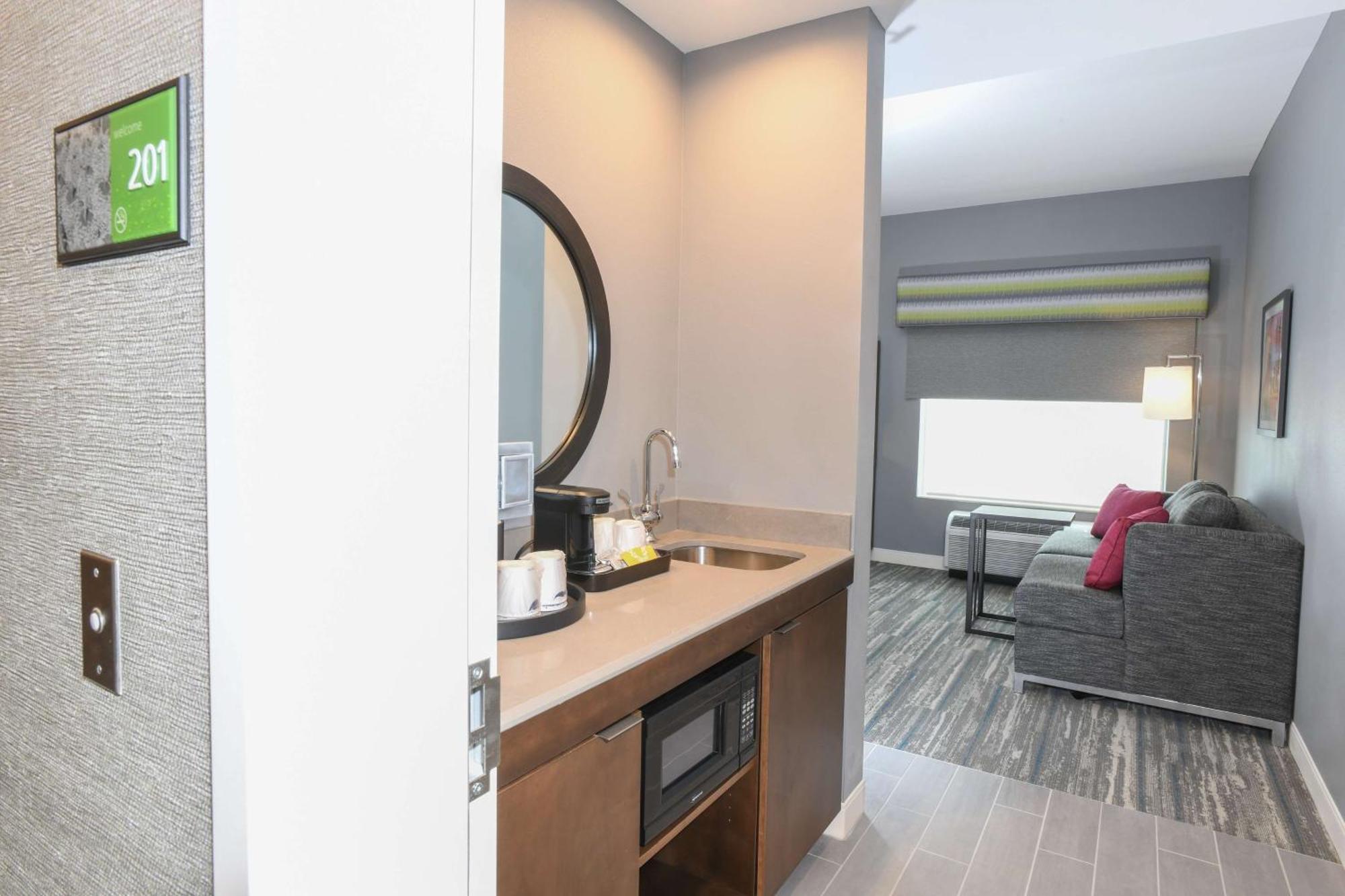Hampton Inn & Suites Cincinnati Liberty Township West Chester Bagian luar foto
