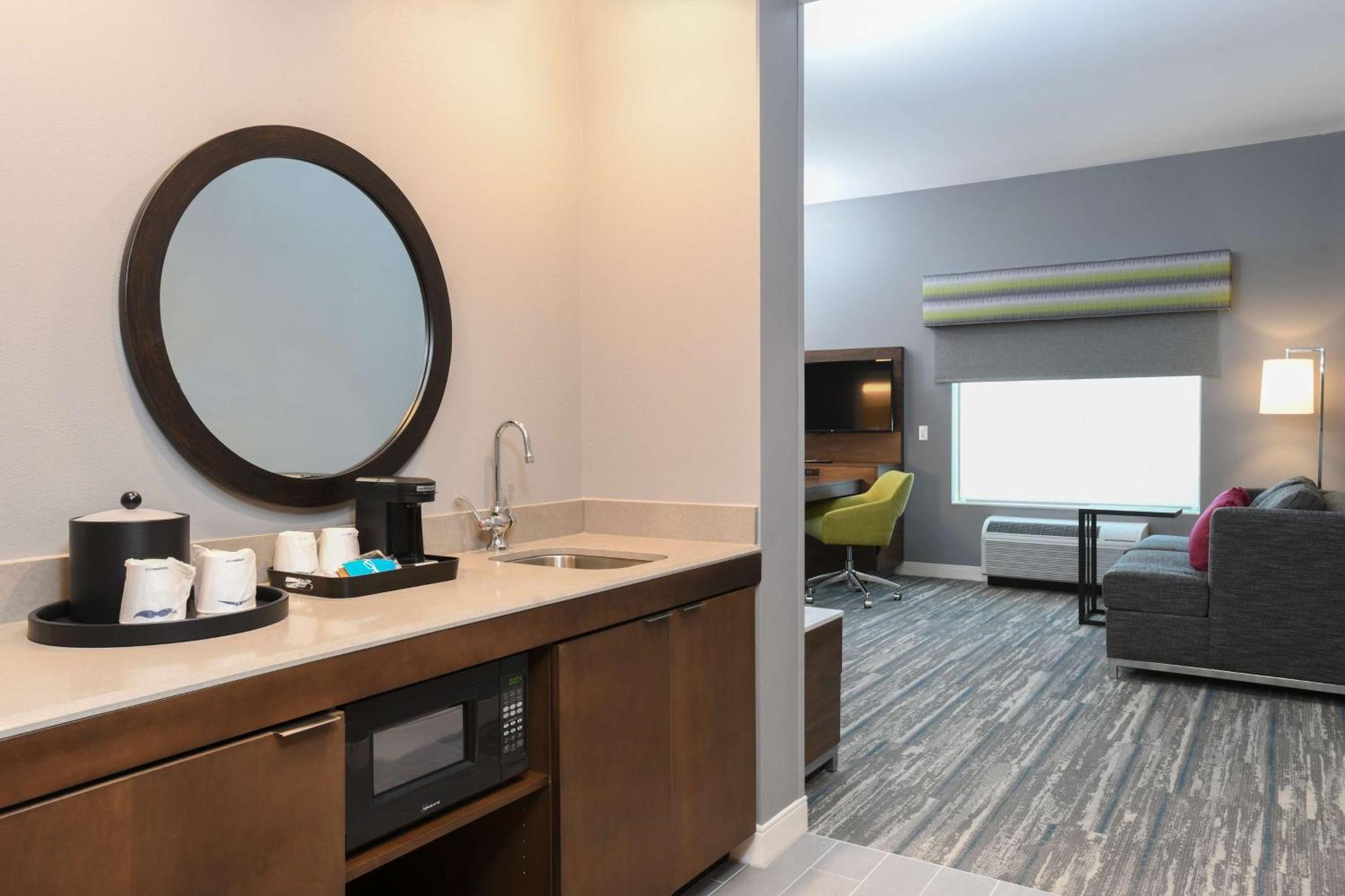 Hampton Inn & Suites Cincinnati Liberty Township West Chester Bagian luar foto