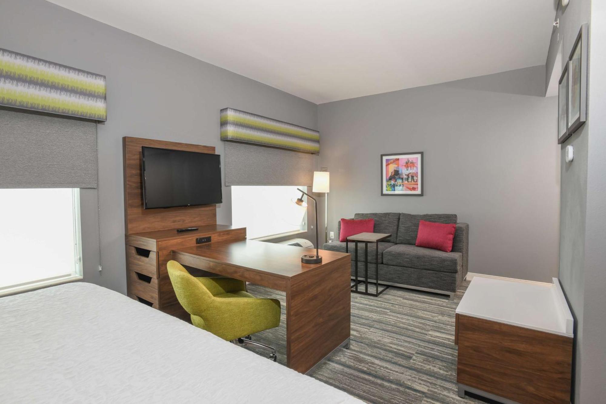 Hampton Inn & Suites Cincinnati Liberty Township West Chester Bagian luar foto