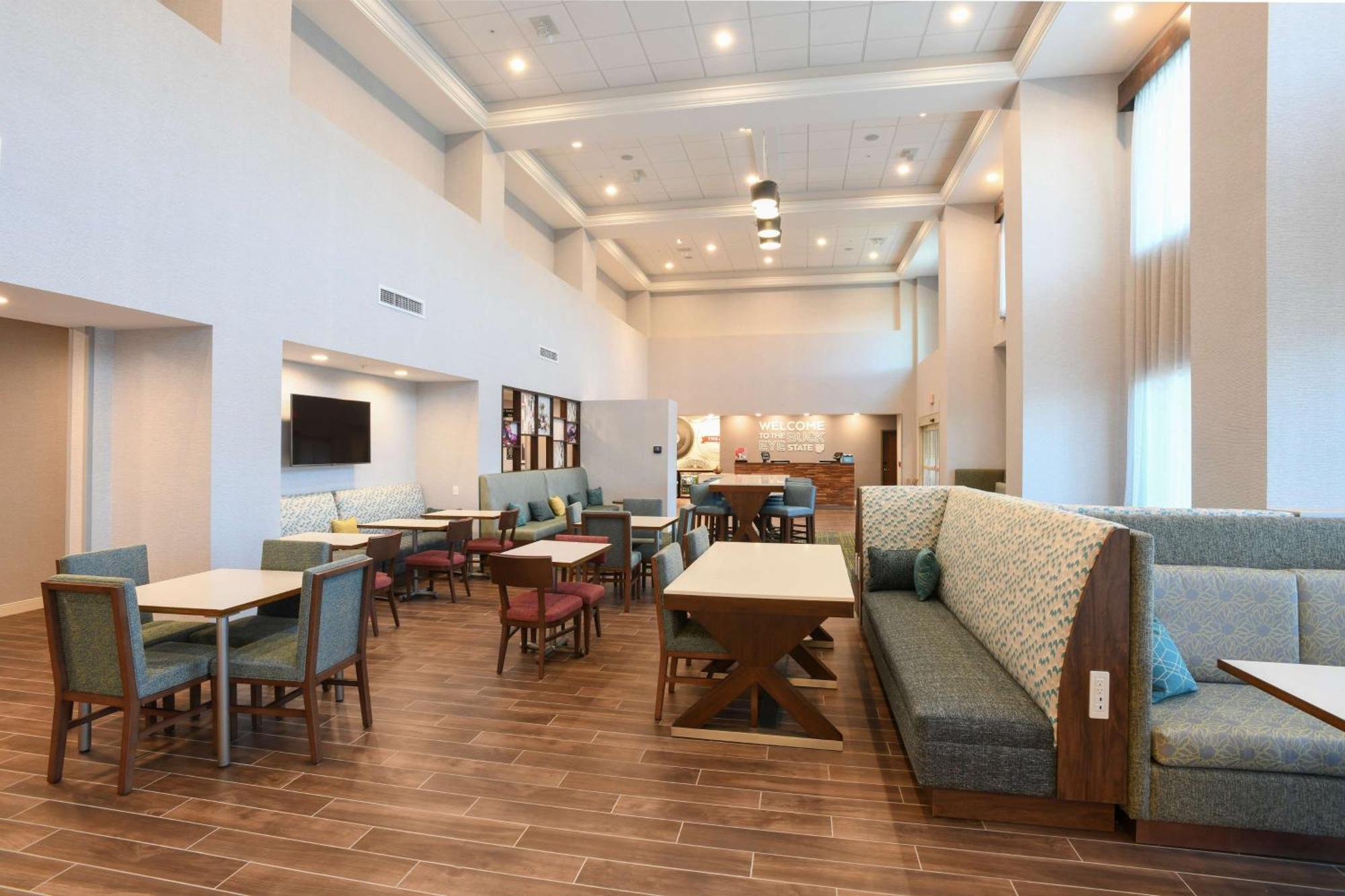 Hampton Inn & Suites Cincinnati Liberty Township West Chester Bagian luar foto