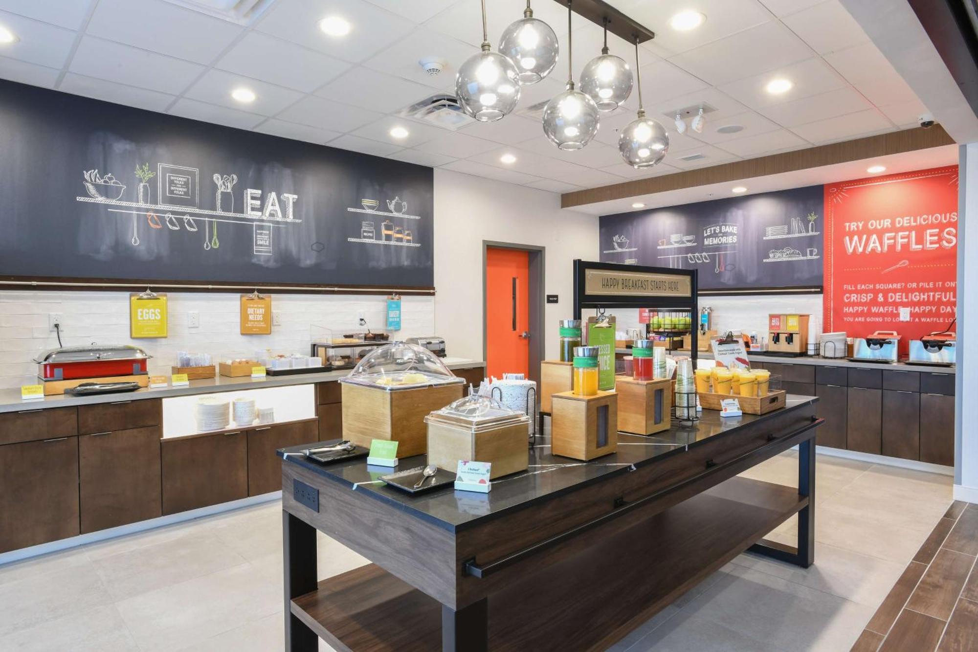 Hampton Inn & Suites Cincinnati Liberty Township West Chester Bagian luar foto